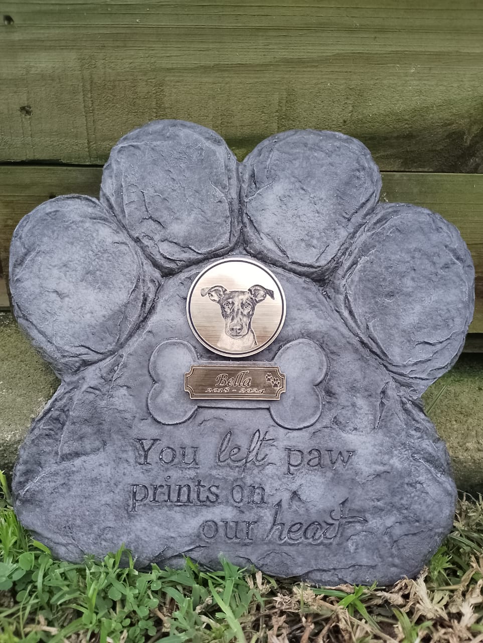 (image for) Dog Memorial Stone